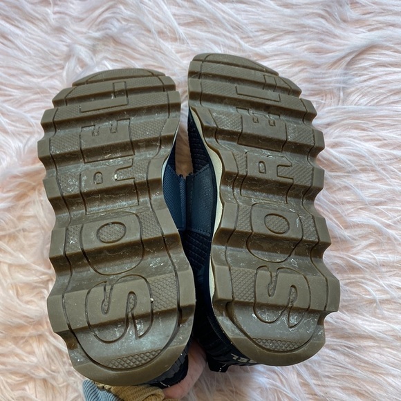 SOLD! SOREL Kinetic Sneak Black Slip on Sneakers sz 6.5 - Picture 6 of 8